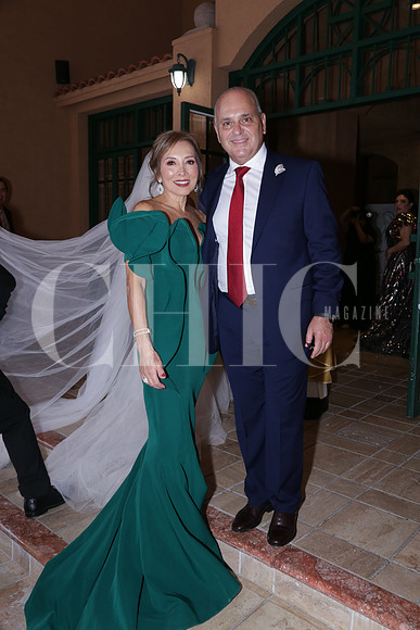 Angeles Reyes de Gutiérrez y José Carlos Gutiérrez ( Papás Novia)3