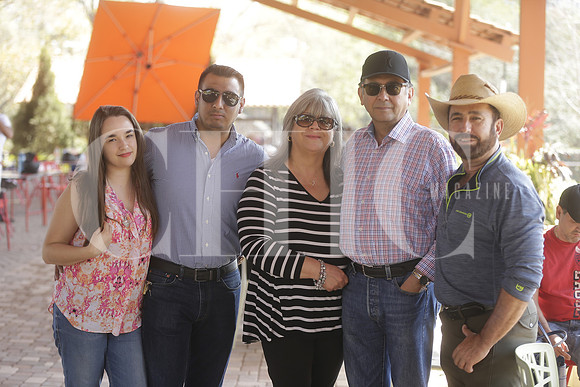Ana Karen Martínez, Alfredo Pavón, Laura Brunswick, Alfredo Pavón y Juan José Martínez (3)