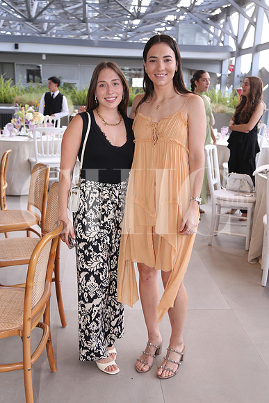 Paulina de la Garza y Sofia Cantú 1