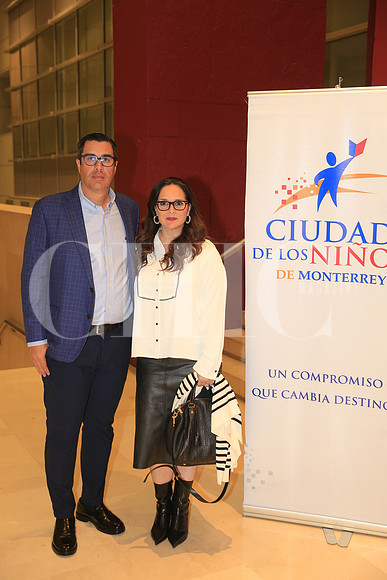 Juan Alvarez y Cecilia Gomez 1