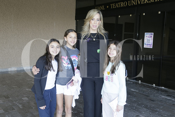 Roberta Ramos, Lucia Velasco, Cristina Ruíz y Víctoria Martínez