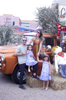 Carlos Berard, Erika Arcaute de Berard, Anika Berard y Charlotte Berard 2