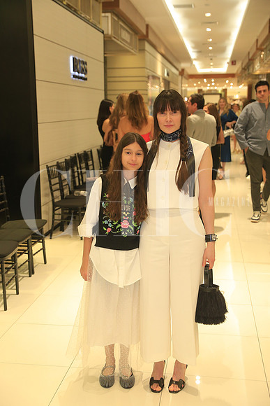 Zoe Saldivar y Brenda Martinez de Saldivar 3