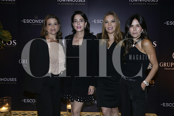 Adriana García, Andrea Vela, Georgina Escobar y Laura Nigth de Manautou