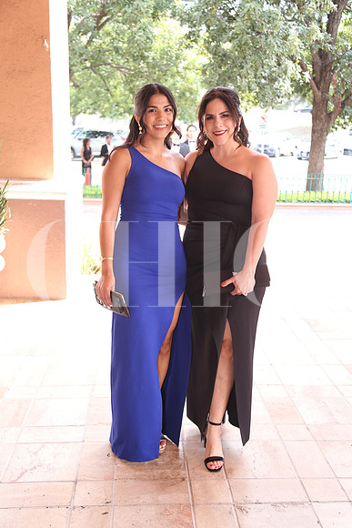 Fernanda Acosta y Jimena Díaz 0