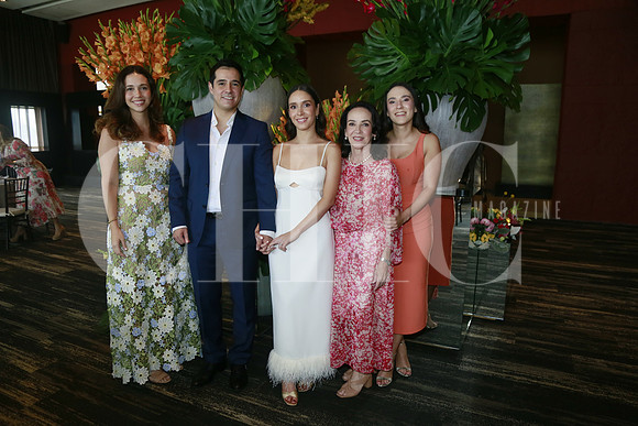 Isa Guajardo, Oscar Villarreal, Sofia Guajardo, Regina Guajardo y María Isabel Villarreal de Guajardo (4)