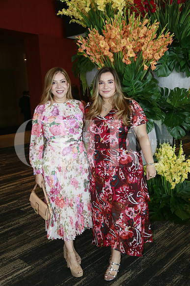 Tere Rojas de Villarreal y Valeria Villarreal