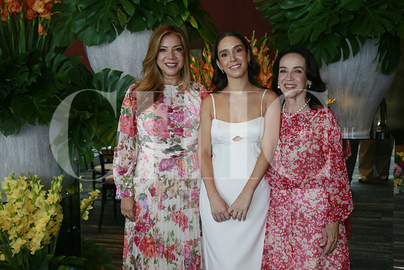 Tere Rojas de Villarreal, Sofia Guajardo y María Isabel Villarreal de Guajardo