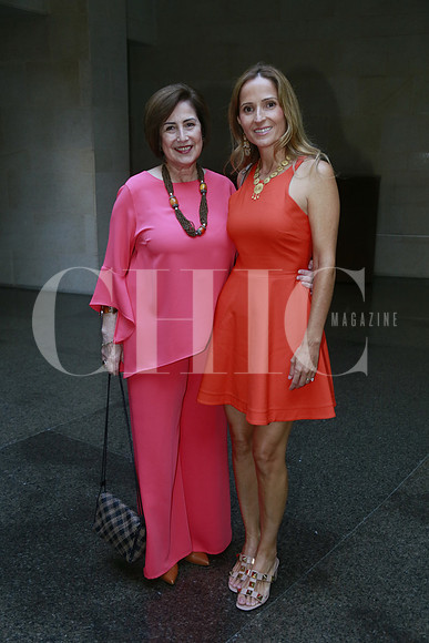 Tilela Rocha de Ruíz y Paulina Escamilla (2)
