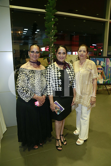 Alejandra Ayala, Verónica Ayala y Elsa Laura Cantú (3)