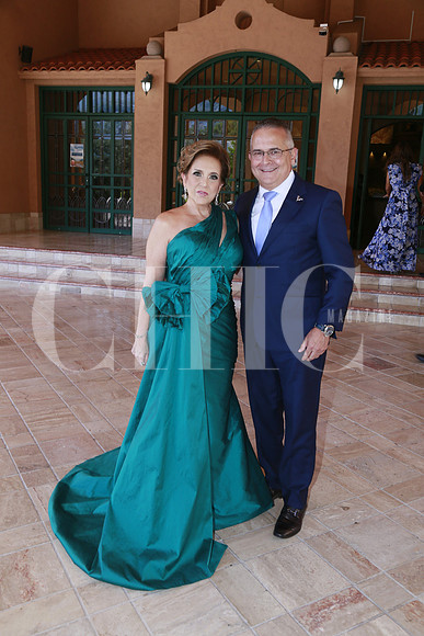 (papás del novio) Claudia Ramírez y Juan José De Isla (2)