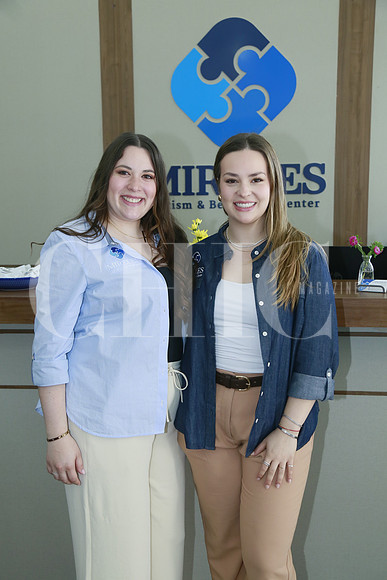 Paula Treviño y Valentina Salvador