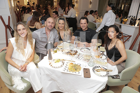 Eva Pimentel, Rolando Ramirez, Elia Cerda, Ivan Freeman y Fernanda Freeman 4