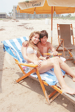 Nelly Cantú y Francisco Cantú
