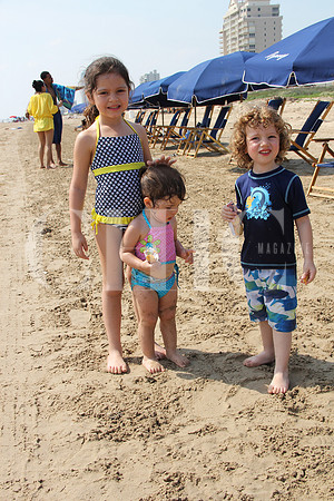 Emilia Martínez, Alana Martínez y Pablo Martínez