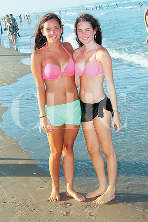 Daniela Segovia y Natalia Abisdris