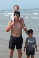 Adrián Tamez, Mariale Tamez y Adrián Tamez Jr.