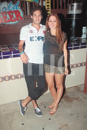 Gabriel Flores y Daniela Guerra