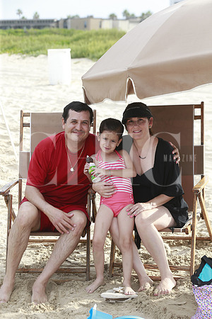 JUan Carlos Murrillo, Silvia MUrillo y Silvia Torres de Murrillo
