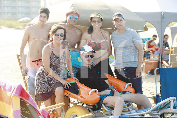Paulo Escobar, Leonardo Escobar, Yolanda de Ferrara, Cecilia Alvarado, Pablo Ferrara y Arturo Williams