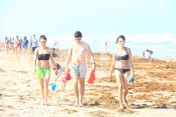 Martha Treviño, Andrés Villarreal y Kyky Villarreal (1)