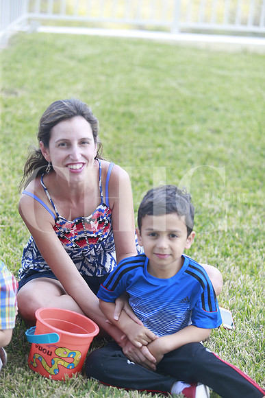 Lucia Probert de Ramirez y Adrian Ramiirez