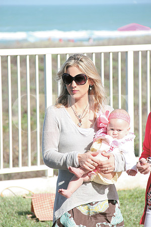 Verónica Zambrano de Fernández y Máxima Fernández