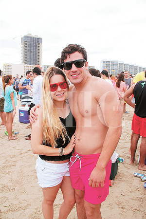 Debby Fuentes y Alejandro González