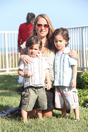 Alessio Yarte, Vicky Zambrano de Yarte y Martell Yarte