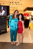 Deborah Pierce y Natalia Lozano 0
