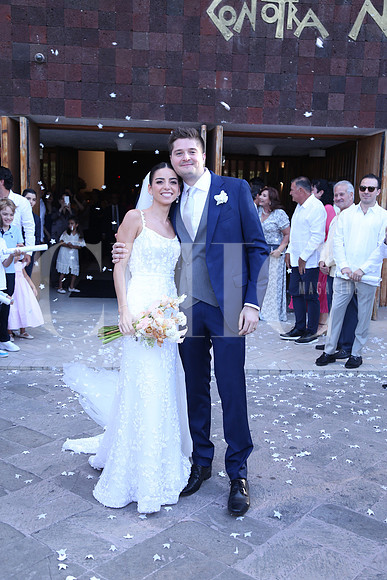 Valeria López y Miguel Navarro 9
