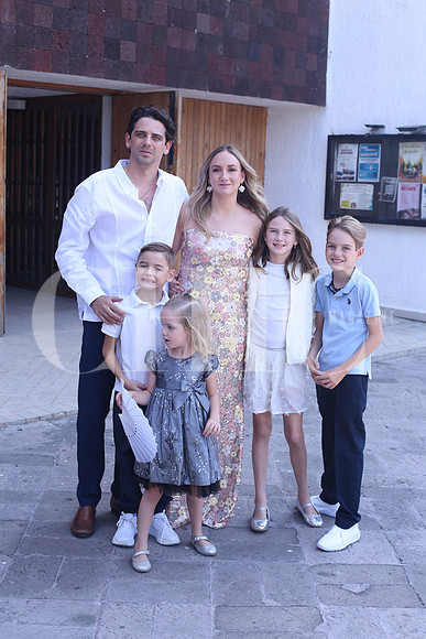 Rodrigo Martínez, Cordelia Odriozola, Rodrigo Martínez, Alana Martínez, Daniel Martínez y Alana Martínez 1