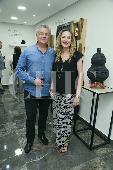 Agustin Suárez y Cristy Barker