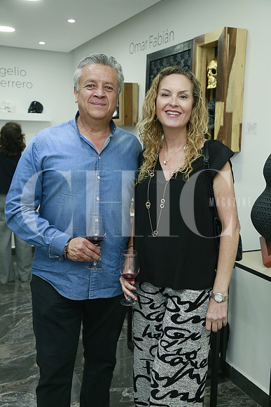 Agustin Suárez y Cristy Barker