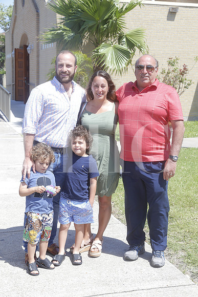 David Guzman, David Guzman, Daniel Guzman, DaLulú Martínez de Guzman y Guillermo Guzman 5