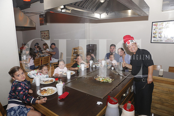 Konhami no quisieron foto esa familia 4
