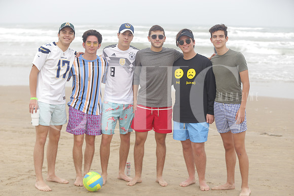 Miguel Marroquin, Diego Alvarez, Patricio Marcos, Hector Morales, Santiago Alvarez y Rodrigo Martínez 4