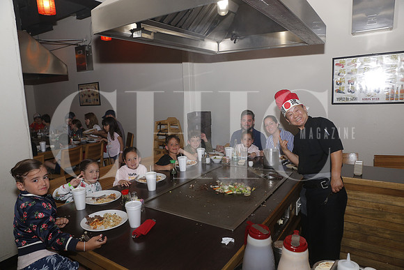 Konhami no quisieron foto esa familia 2