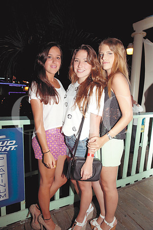 Marcela gonzález, Flora Porte y Eugenia Ballesteros