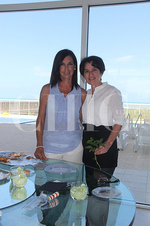 Coty Cateora y Yolanda Dávila