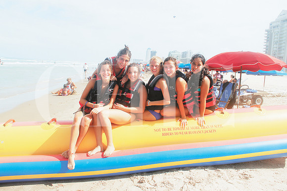 Paola Suess, Valeria Filizola, Kathe Garza, Caty González, Dany Segovia, Vanessa González