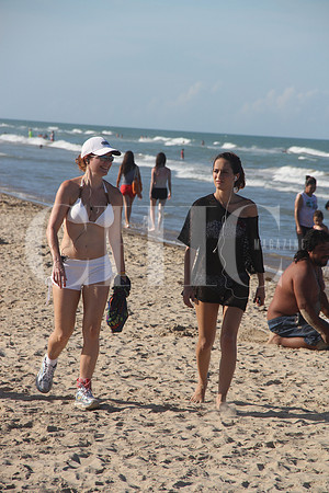 Julia Suess y Judith Garza (2)
