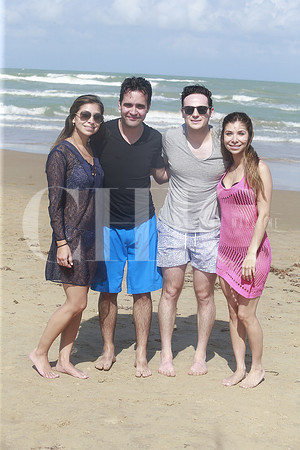 Barbara Alcorta de Canales, Ernesto Canales, Luis Fernando Pzzuto y Andrea Alcorta