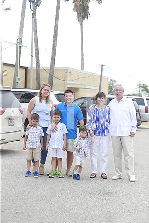 Dany de Martínez, Sanriago Martínez, Marcelo Martínez, Marcelo Martínez, Eugenio Martínez, Lourdes González de Martínez y Américo Martínez