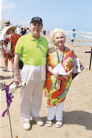 Fernando González y Ludy Flores de González