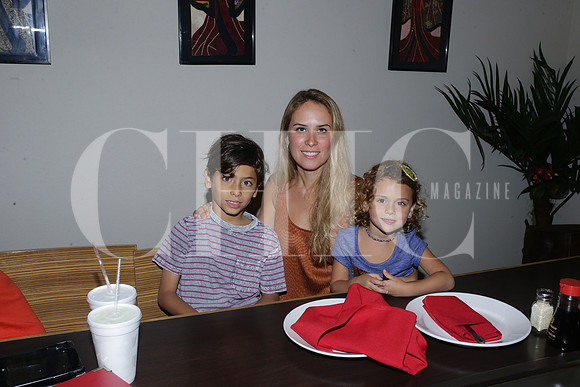 Alessio Yarte, Vicky Zambrano de Yarte, Maxima Fernandez, Arantza Yarte y Rodrigo Yarte (1)