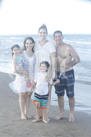 Tere Martínez, María Teresa Villarreal de Dillon, Tere Dillon de Martínez, Mauricio Martínez y Mauricio Martínez