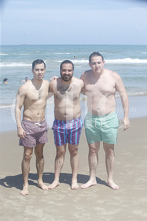 Gabriel Robles, Santiago Robles y Andrés Quintanilla