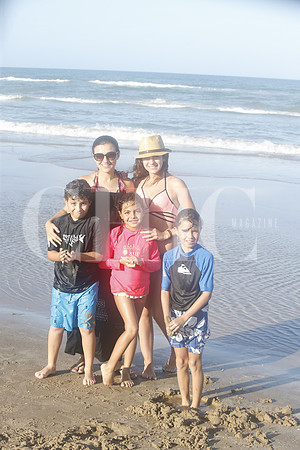 Gabriela Elizondo de Garcia, Daniela Elizondo, Francisco García, Regina García y Arturo Garzón