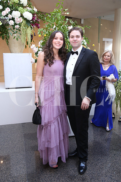 Roberta Guarneros y Christian Cover 0